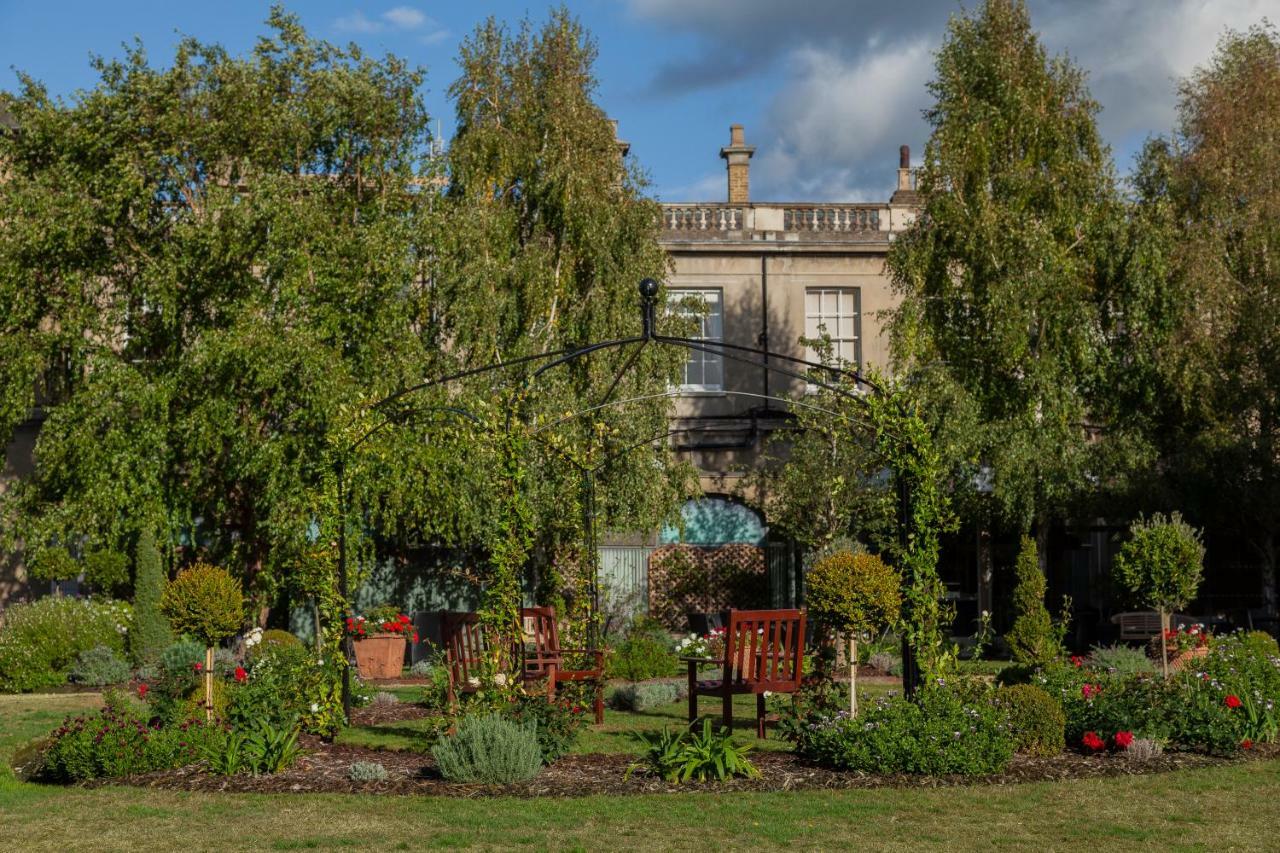 Oatlands Park Hotel Weybridge Exterior foto